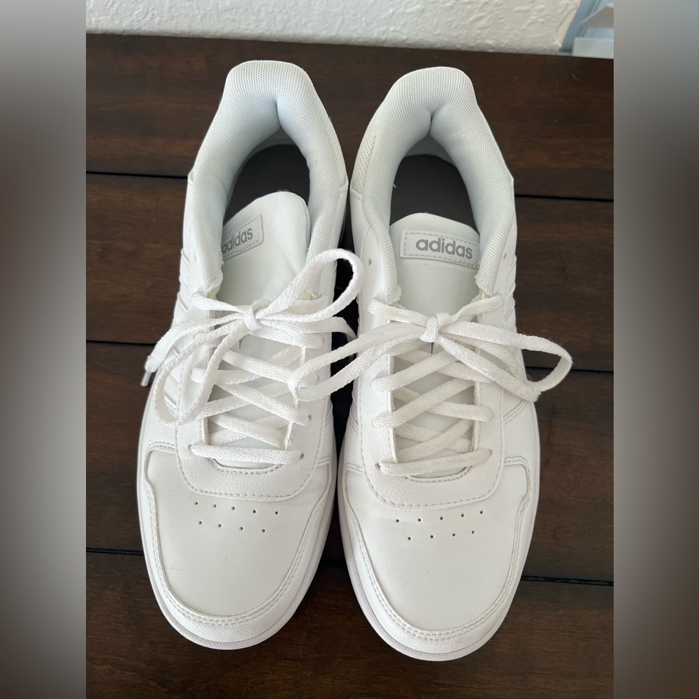 Adidas Women’s Classic White Sneakers Sz 8.5